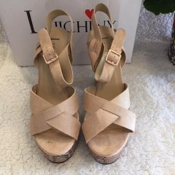 LUICHINY BELL BEIGE SNAKE PLATFORM SANDALS 8M - Picture 2 of 8